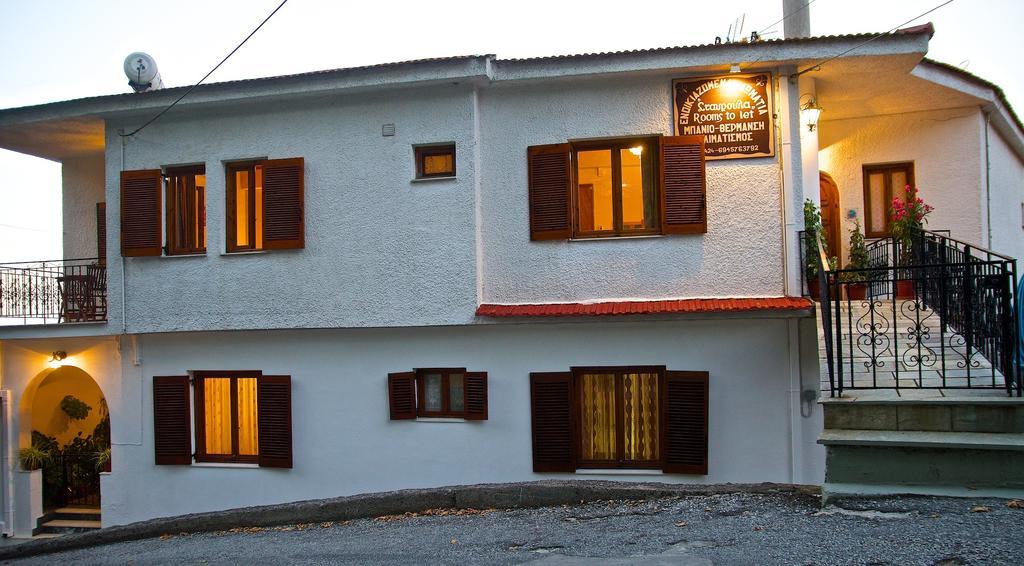 Makrirrákhi Stavroula Rooms מראה חיצוני תמונה